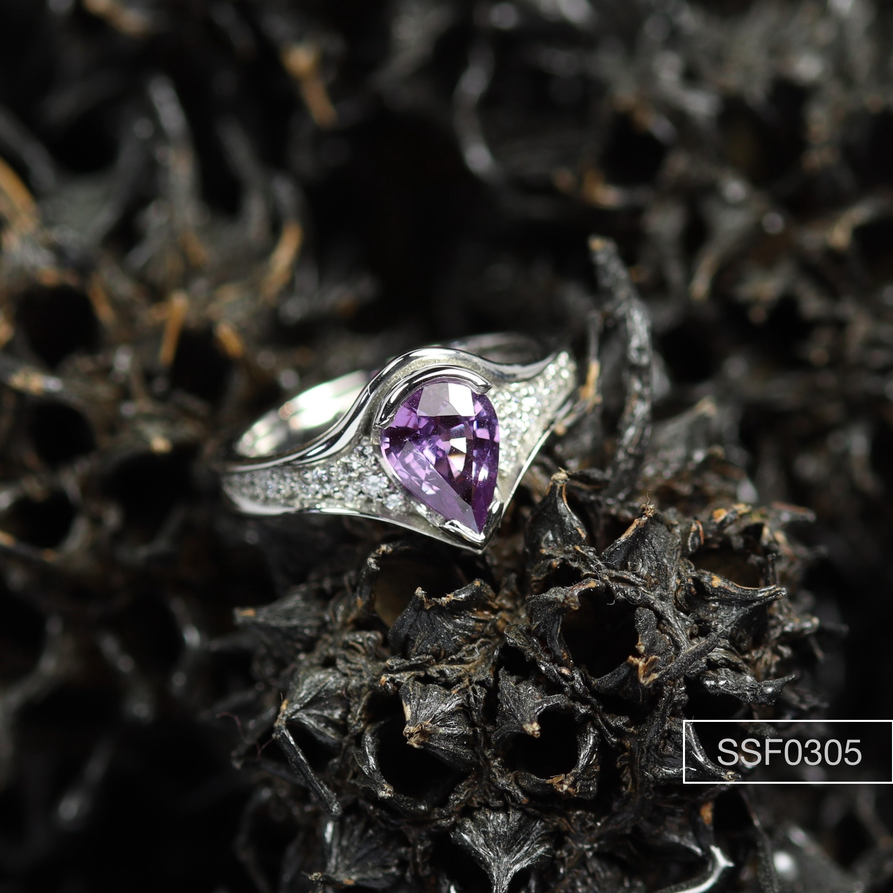 bespoke-jewellery-engagement
